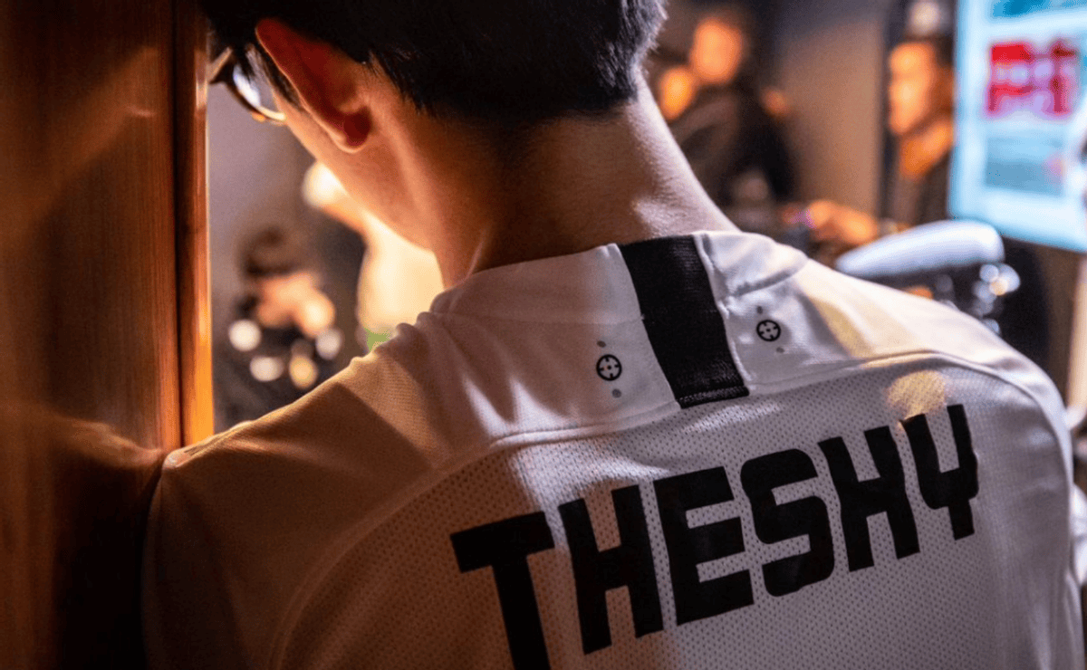 的历史舞台 的历史舞台