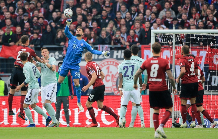 方的进攻机 方的进攻机