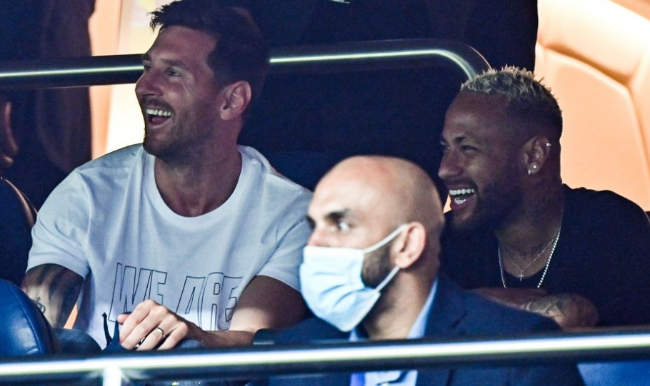 阿查追逐梦 阿查追逐梦