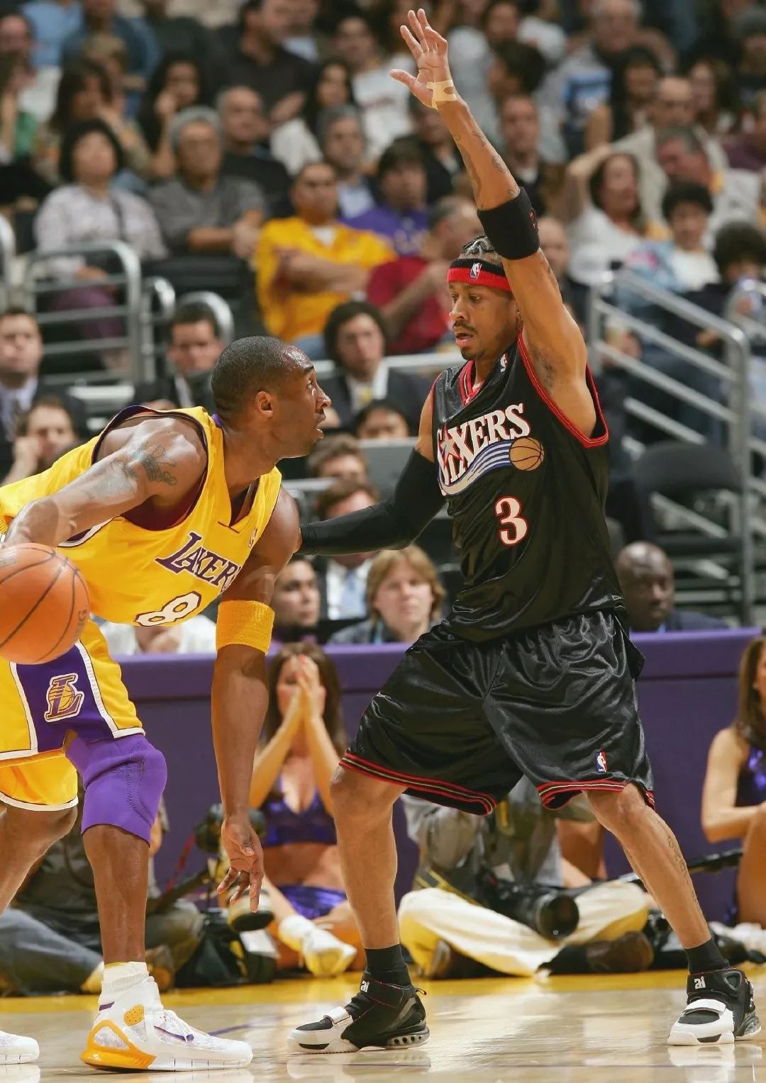 关键英雄登 关键英雄登