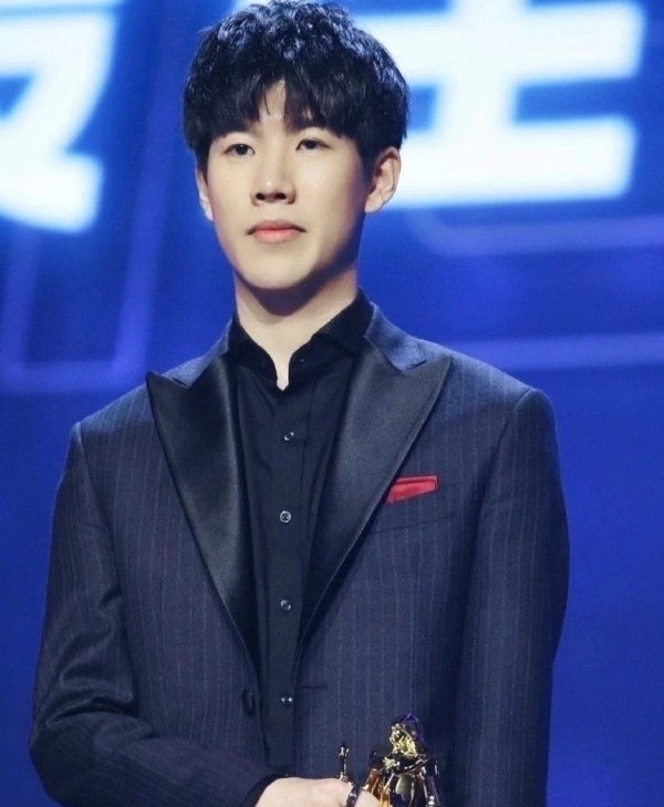 件时触发 件时触发